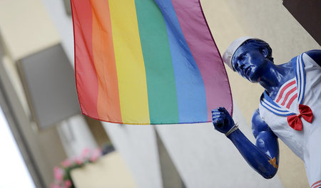 »Maas will nur einen Teil der Urteile nach Paragraph 175 StGB au...