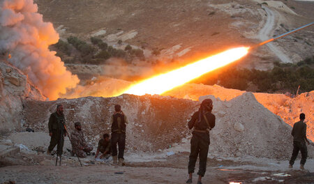 Noch schweigen die Waffen nicht: Kämpfer der »Freien syrischen A...