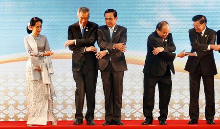 Versuchtes Zusammenwachsen: Die zehn ASEAN-Länder wollen gemeins... Versuchtes Zusammenwachsen: Die zehn ASEAN-Länder wollen gemeins...