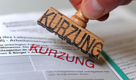 Neu im Repressionsinstrumentenkoffer: Der Tatbestand »sozialwidr... Neu im Repressionsinstrumentenkoffer: Der Tatbestand »sozialwidr...
