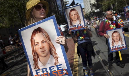 »Freiheit für Chelsea«: Solidarität mit Chelsea Manning auf eine...