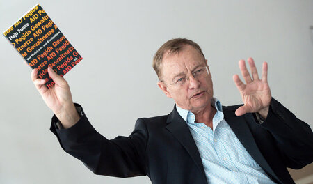 Prof. Hajo Funke warnt vor weiteren AfD-Erfolgen bei fortgesetzt...