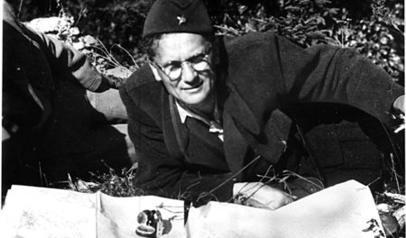 »Eigene Massenbasis«: Tito, Oberbefehlshaber der Volksbefreiungs...