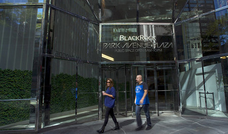 Titan im Hintergrund: US-Vermögensverwalter BlackRock hält Antei... Titan im Hintergrund: US-Vermögensverwalter BlackRock hält Antei...