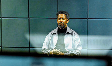 In den Augen der Bundesbehörden ist Tobin Frost (Denzel Washingt... In den Augen der Bundesbehörden ist Tobin Frost (Denzel Washingt...