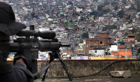 »Die Polizei in Rio ist dein Feind«: Die größte Gefahr für die B...