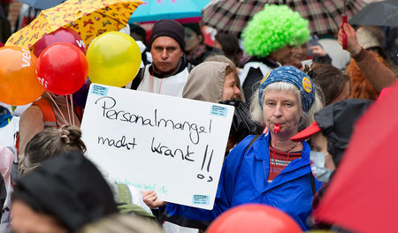 Der Einsatz für eine Mindestpersonalbemessung per Tarifvertrag w...