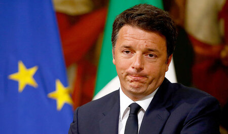 Italiens Premierminister Matteo Renzi während einer Pressekonfer... Italiens Premierminister Matteo Renzi während einer Pressekonfer...