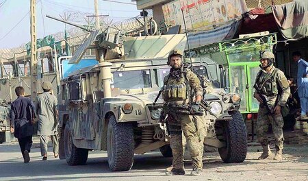 Das Bürgerkriegsland Afghanistan sei sicher und könne Flüchtling... Das Bürgerkriegsland Afghanistan sei sicher und könne Flüchtling...