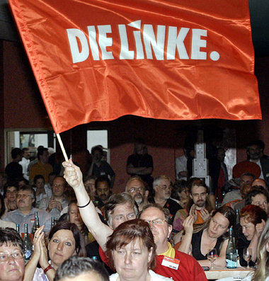 Nach der Euphorie des Fusionsparteitages herrscht wieder Alltag,... Nach der Euphorie des Fusionsparteitages herrscht wieder Alltag,...