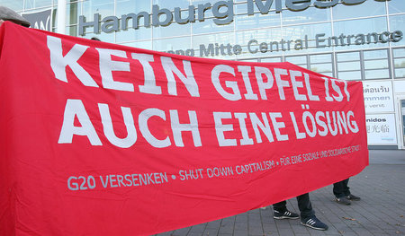 Protest gegen das Schaulaufen der Mächtigen am 1. September 2016...