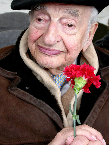 Kurt Goldstein, 3. November 1914 – 24. September 2007 Kurt Goldstein, 3. November 1914 – 24. September 2007