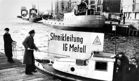 Die ca. 25.000 Schiffbauer, die zu 90 Prozent gewerkschaftlich o...
