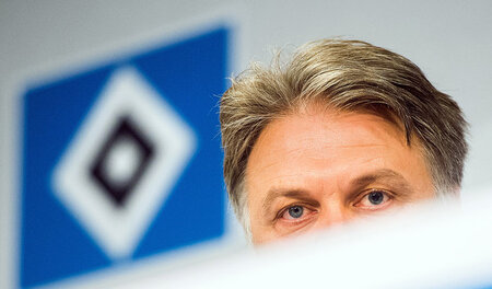 Auf Tauchgang: der HSV bleibt unter Dietmar Beiersdorfer in den ... Auf Tauchgang: der HSV bleibt unter Dietmar Beiersdorfer in den ...