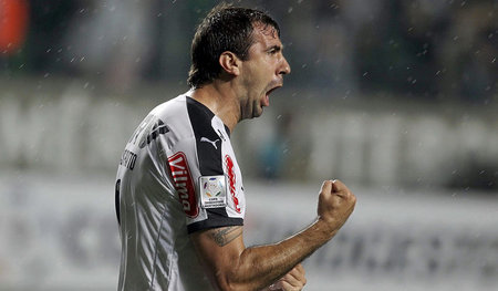 Was für ein Krimi! Lucas Pratto, immer etwas hüftsteif wirkender...