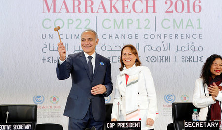 Frankreichs Umweltministerin Ségolène Royal übergab den Vorsitz ...