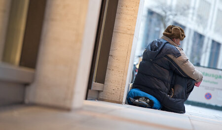 Im Stadtzentrum unerwünscht: Obdachlose werden in Innsbruck mit ... Im Stadtzentrum unerwünscht: Obdachlose werden in Innsbruck mit ...