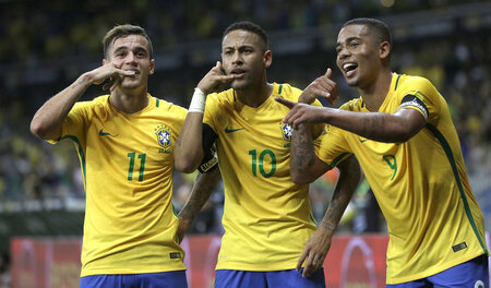 Anruf von Coutinho, Neymar, Jesus: Hallo Argentinien, den Wecker... Anruf von Coutinho, Neymar, Jesus: Hallo Argentinien, den Wecker...