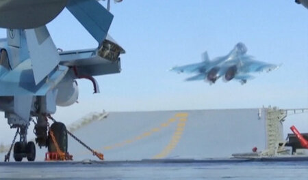 Startbereit: Russische Kampfjets fliegen seit Dienstag wieder Lu... Startbereit: Russische Kampfjets fliegen seit Dienstag wieder Lu...