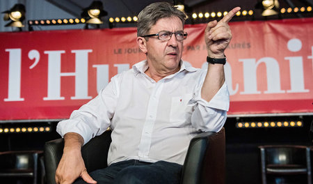 Nach links oder sich dem Diktat Brüssels unterwerfen: Jean-Luc M...