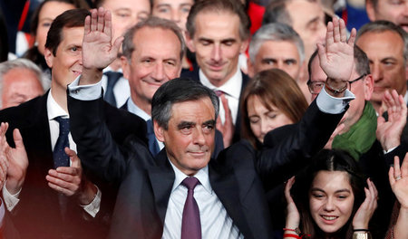 François Fillon am Freitag auf einer Versammlung in Paris François Fillon am Freitag auf einer Versammlung in Paris