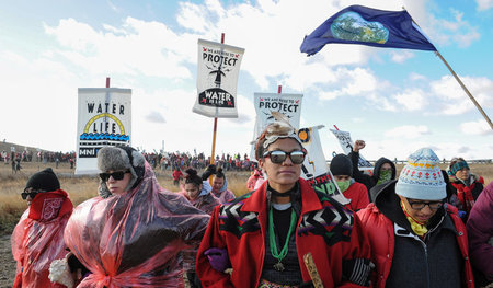 Der Protest gegen den Bau der »Dakota Access Pipeline« bringt in...