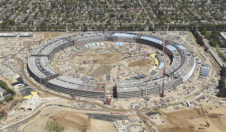 Bau dir ein Haus aus den monopolartigen Strukturen: Baustelle de...