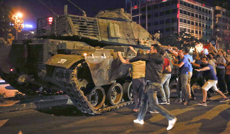 Straße in Ankara während des Putschversuchs des Militärs (16.7.2...