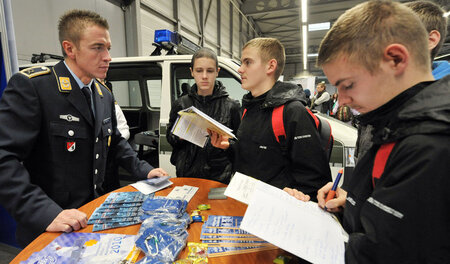 Vor Jahren war die Bundeswehr nur auf Veranstaltungen wie dem Fo... Vor Jahren war die Bundeswehr nur auf Veranstaltungen wie dem Fo...