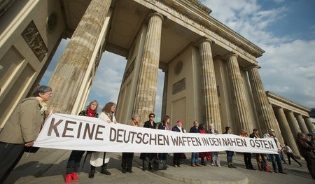 Anlässlich des Tag der Befreiung vom Faschismus, dem 8. Mai, pro...
