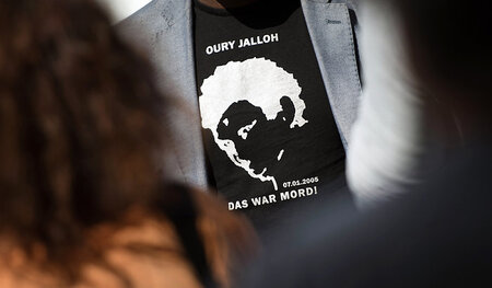 Oury Jalloh war am 7. Januar 2005 in einer Gefängniszelle im Kel...