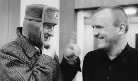 Kanäle eröffnen: John Montague (l.) und sein Übersetzer Jürgen S...