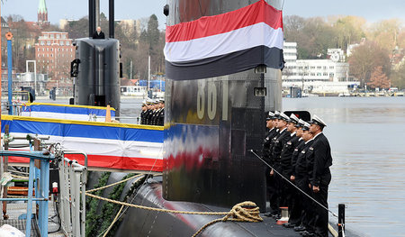 Teures Kriegsgerät für Kairo: Am Montag wurde in Kiel ein deutsc...