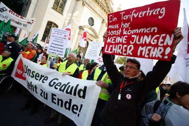 Warnstreik am 19. September. Angestellte Lehrer haben schon seit...