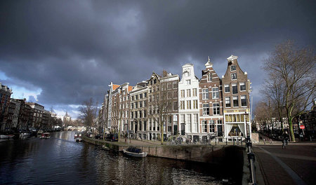 Hier war früher der Querido Verlag: Keizersgracht in Amsterdam