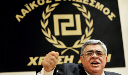 Seit seiner Jugend Faschist: Nikos Michaloliakos, Gründer und Ch... Seit seiner Jugend Faschist: Nikos Michaloliakos, Gründer und Ch...