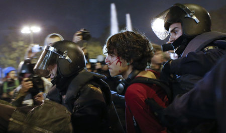 Einsatz der spanischen Polizei gegen Demonstranten in Madrid wäh...