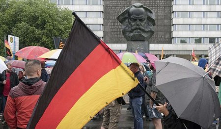 Die rassistischen Mobilisierungen durch Pegida, die Deutschland ... Die rassistischen Mobilisierungen durch Pegida, die Deutschland ...