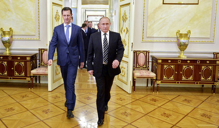 Bündnispartner: Der russische Präsident Wladimir Putin (vorne) u... Bündnispartner: Der russische Präsident Wladimir Putin (vorne) u...