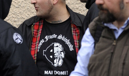 Forza-Nuova-Unterstützer in Mailand (5.4.2009) Forza-Nuova-Unterstützer in Mailand (5.4.2009)