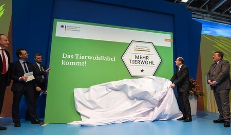 Freiwillig, unverbindlich, für Bauern nicht mit höheren Einnahme... Freiwillig, unverbindlich, für Bauern nicht mit höheren Einnahme...
