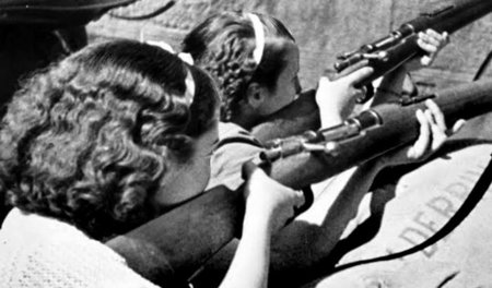 Rund 3.300 Frauen kämpften für die Spanische Republik: Hier 1936...