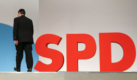 Der Süßwassermatrose geht von Bord. Sigmar Gabriel will nicht Ka... Der Süßwassermatrose geht von Bord. Sigmar Gabriel will nicht Ka...