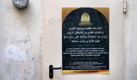 Unterschlupf für Terroristen, und der Staat schaut zu? Moschee-V...