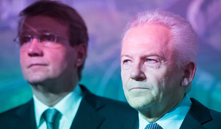 Der bisherige Bahn-Chef Rüdiger Grube (rechts) und Ronald Pofall...