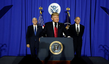 Wenn Trump tatsächlich vier Jahre Präsident sein sollte und sich... Wenn Trump tatsächlich vier Jahre Präsident sein sollte und sich...