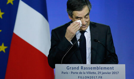 Für François Fillon (hier auf einer Kundgebung am 29. Januar in ... Für François Fillon (hier auf einer Kundgebung am 29. Januar in ...