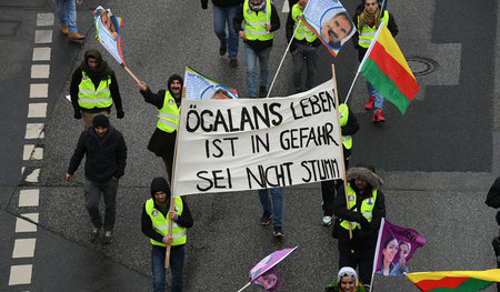 Demo für die Freilassung Öcalans, am 1. Februar in Potsdam Demo für die Freilassung Öcalans, am 1. Februar in Potsdam
