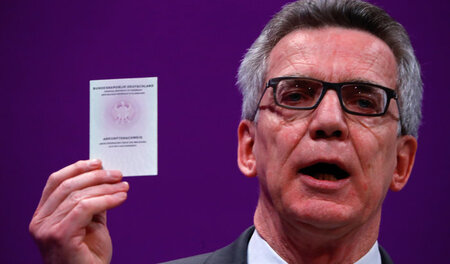 Liebt »gemeinsame Kraftanstrengungen«, um Flüchtlinge »zurückzuf...
