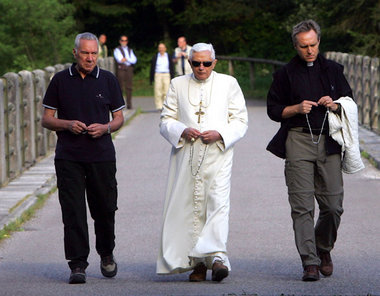 Feldzug gegen die kritische Vernunft: Papst Benedikt XVI. alias ...